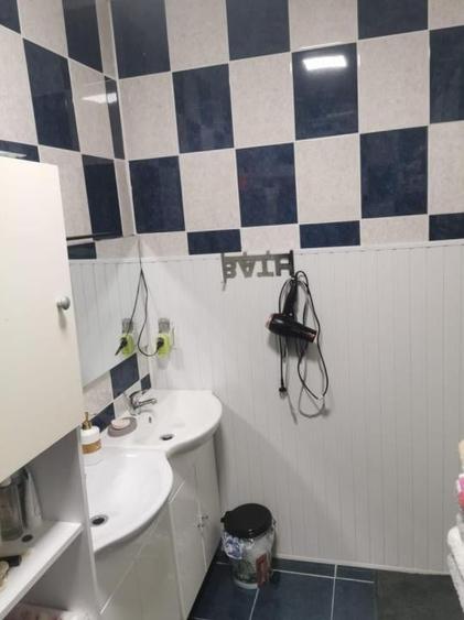 Casă individuală cu 4 camere cu Canalizare în Berceni