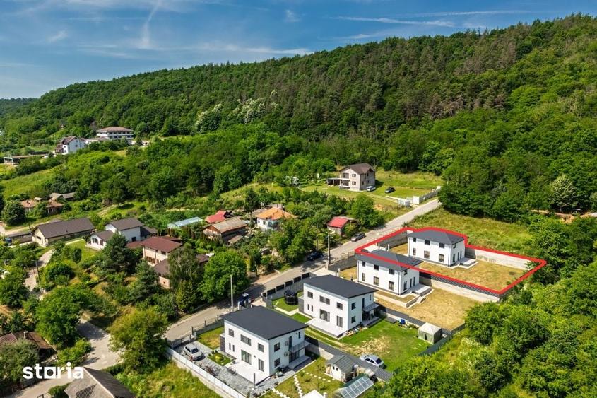 Casă cu 5 camere cu Teren 663 Mp în Mărăcineni