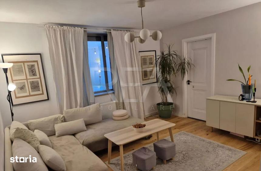 Apartament cu 2 camere, mobilat în Victoriei