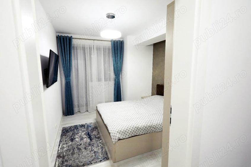 Apartament cu 3 camere decomandat în Calea Severinului