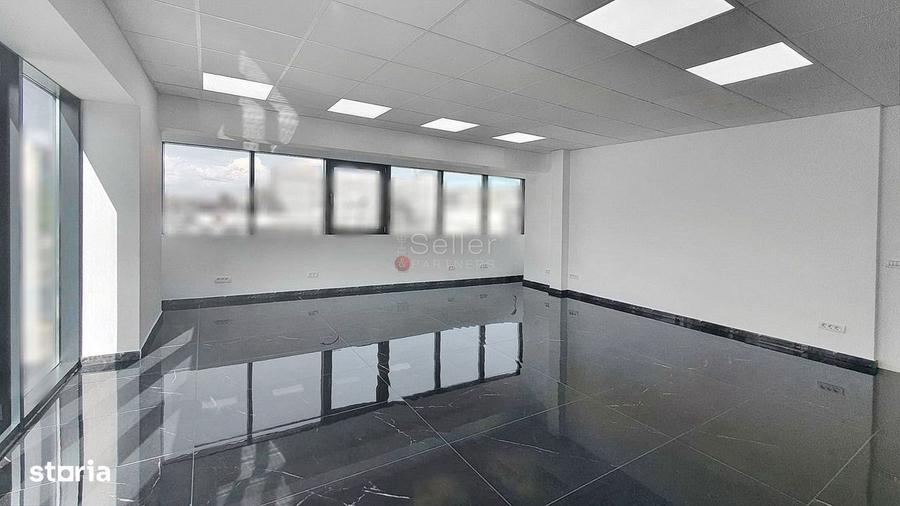 Spațiu comercial, de 105 mp, în Central