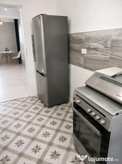 Garsonieră decomandată în Ciurea