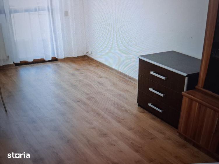 Garsonieră semidecomandată în Colentina