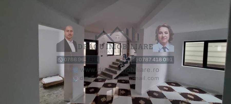 Casă individuală cu 5 camere cu Canalizare în Sud