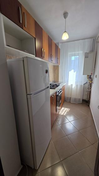 Apartament cu 2 camere decomandat în Centru Civic
