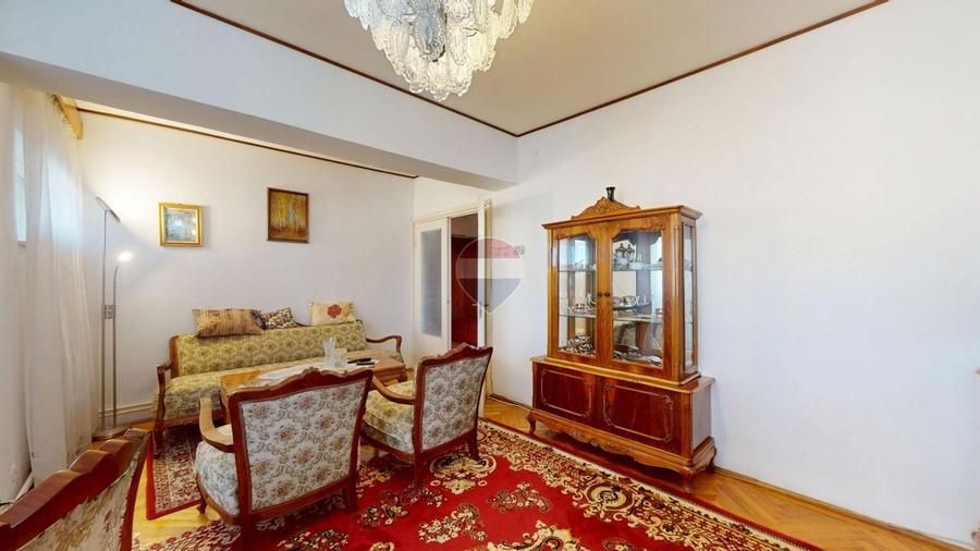 Apartament cu 4 camere decomandat, mobilat în Astra