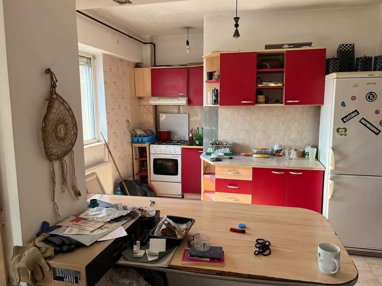 Apartament cu 3 camere decomandat în Simion Bărnuțiu