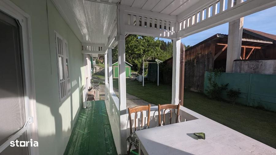 Casă cu 3 camere cu Teren 2987 Mp în Central