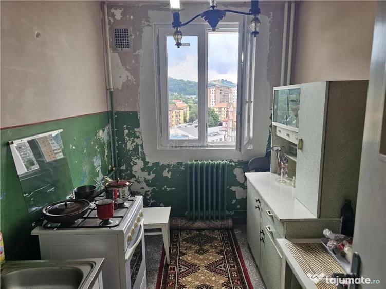 Apartament cu 2 camere semidecomandat în Micro I