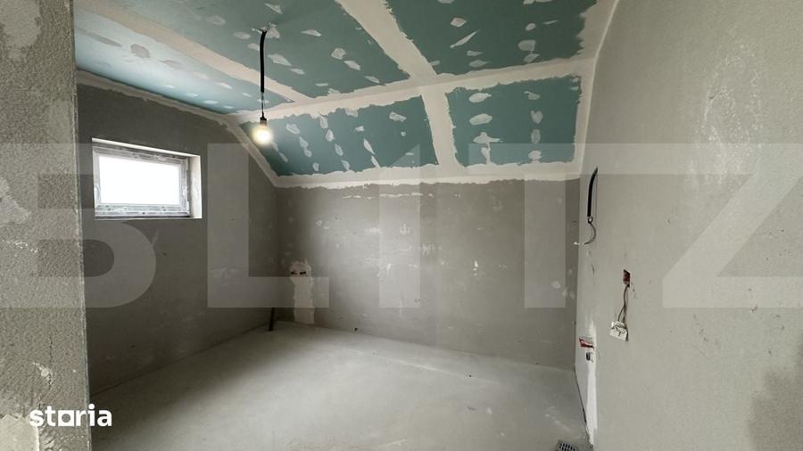 Casă cu 5 camere cu Teren 1000 Mp în Feleacu