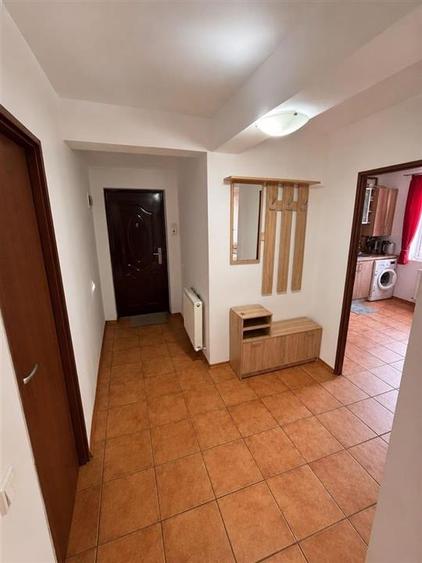 Apartament cu 2 camere decomandat, mobilat în Turnișor