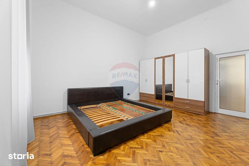 Casă cu 4 camere cu Teren 500 Mp în Podgoria