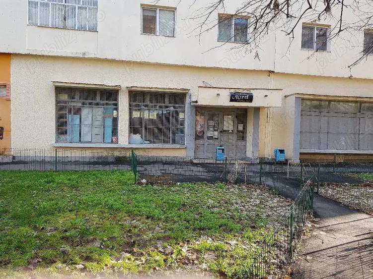 Spațiu comercial, de 442 mp, în Nord