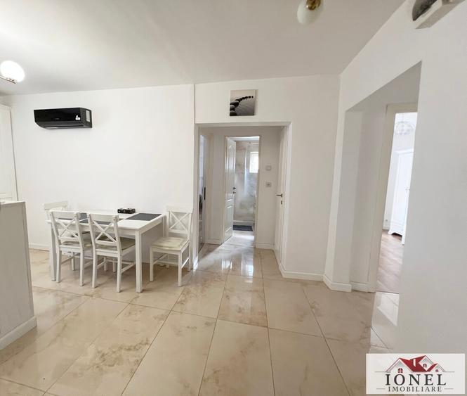 Apartament cu 3 camere decomandat în Cetate