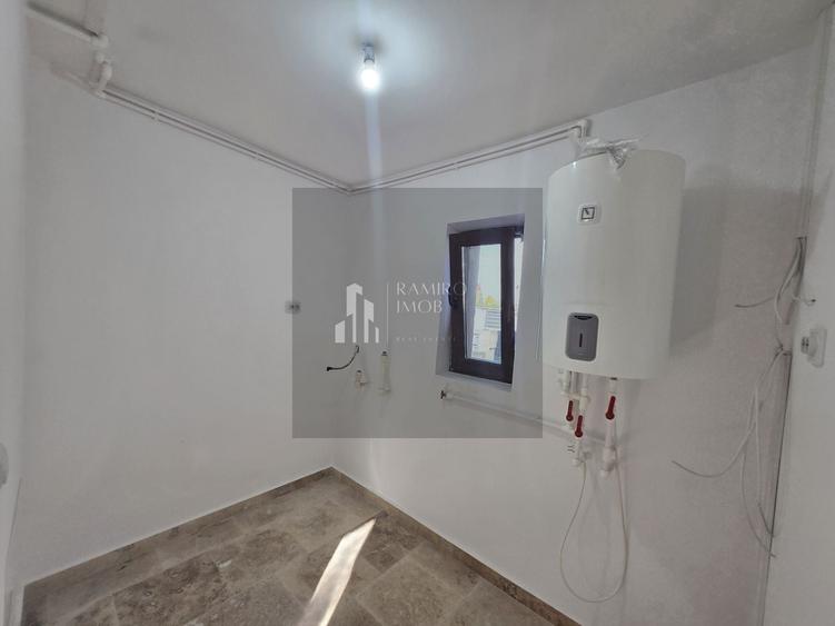 Casă individuală cu 6 camere cu Canalizare în Nord-Est