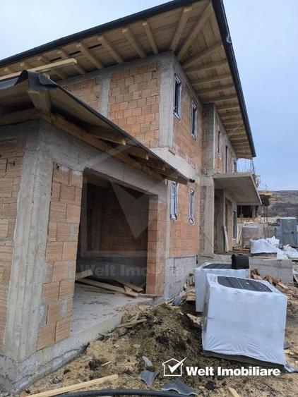Casă individuală cu 4 camere cu Canalizare în Chinteni