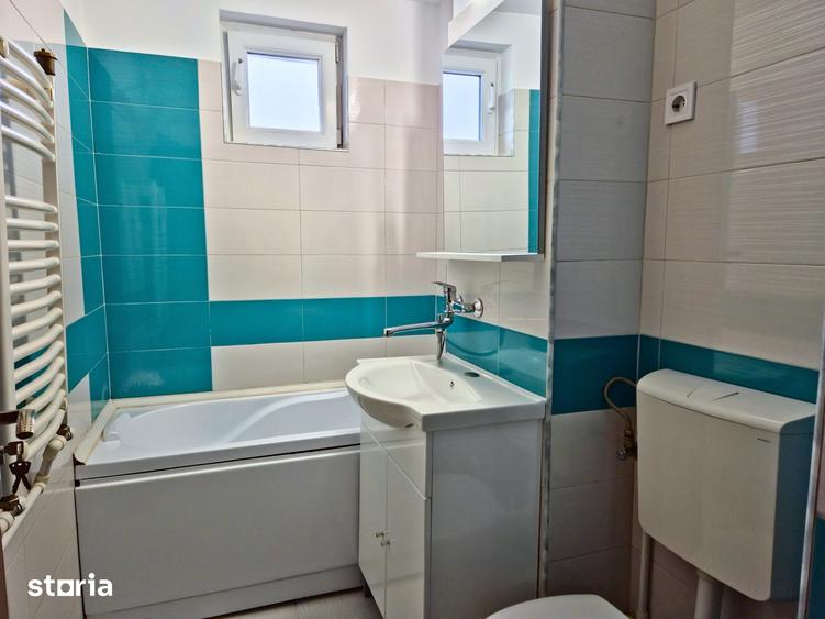 Apartament cu 2 camere semidecomandat în Traian