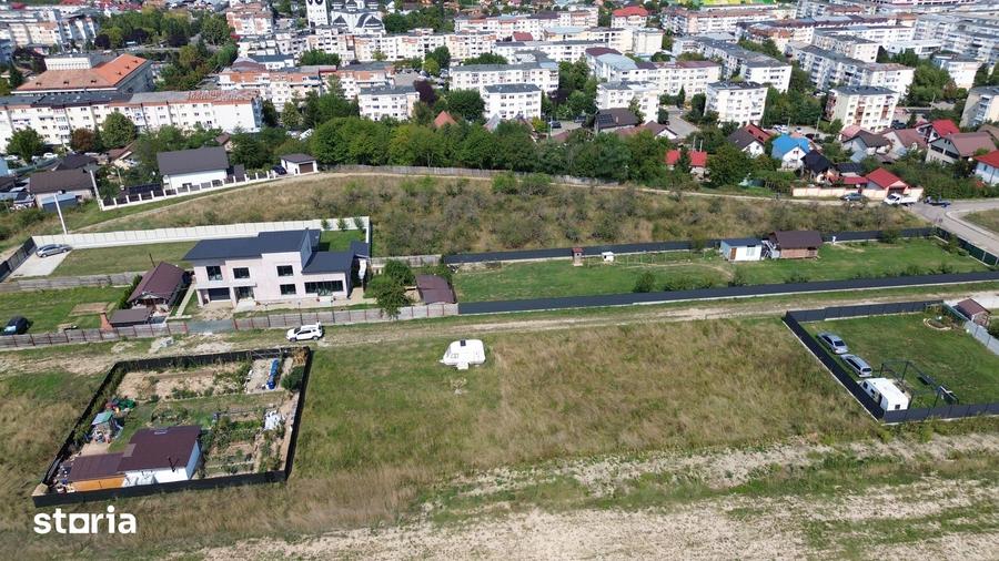 Teren de 450 mp, în Central