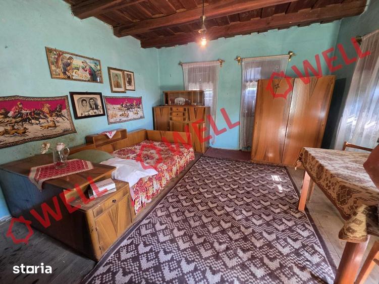 Casă cu 2 camere cu Teren 713 Mp în Central