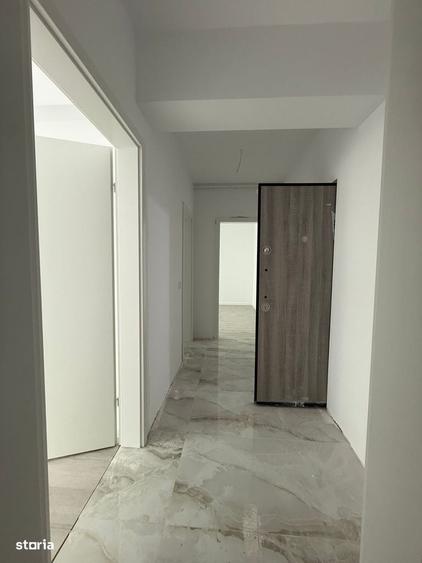 Apartament cu 2 camere decomandat în Central — fotografia 1