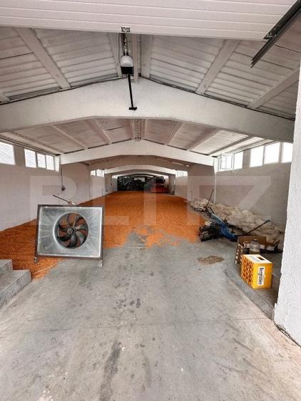 Spațiu industrial, de 350 mp, în Nord