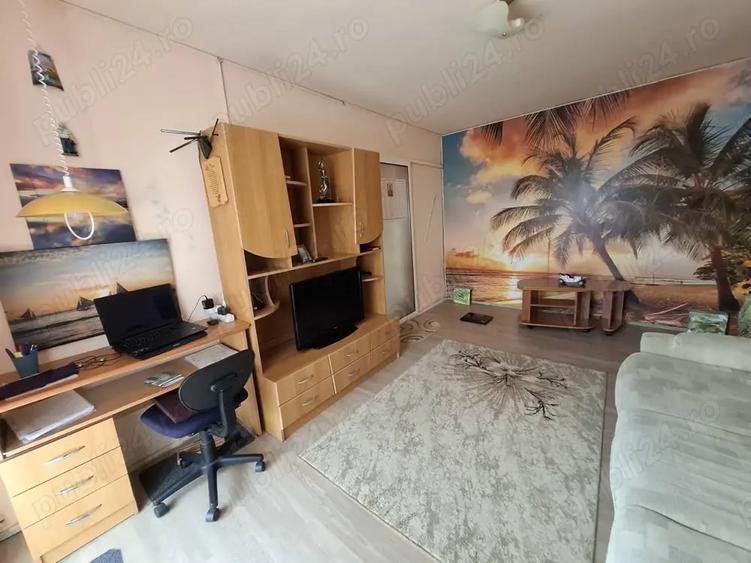 Apartament cu 2 camere semidecomandat în Gherla