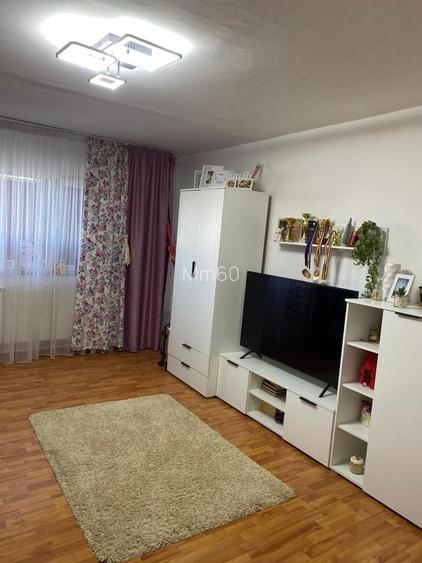 Apartament de vanzare 4 camere Str Dunarii Metropol