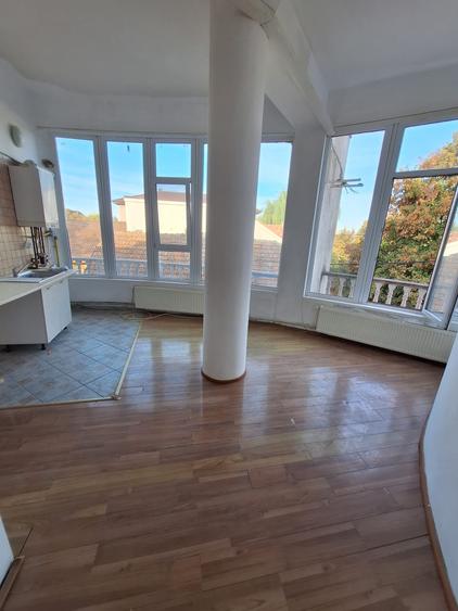 Apartament cu 2 camere nedecomandat în Mehala