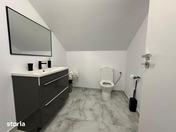 Casă cu 4 camere cu Teren 380 Mp în Apahida