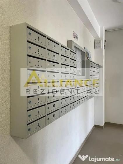 Apartament cu 3 camere decomandat în Metalurgiei