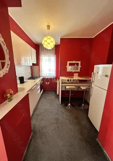 Apartament cu 2 camere semidecomandat, mobilat în Unirii