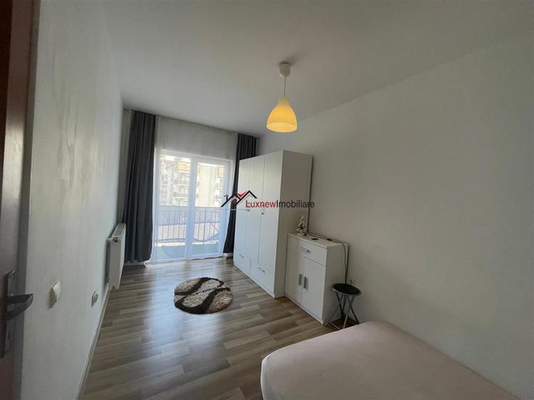 Apartament cu 2 camere semidecomandat în Florești