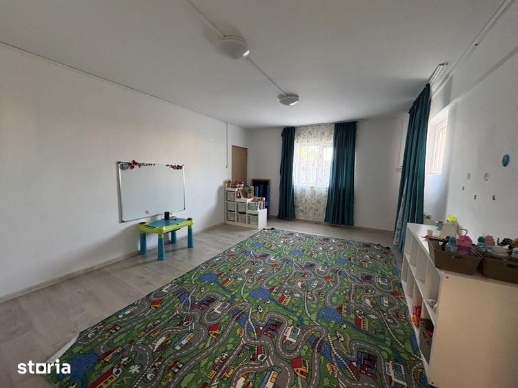 Spațiu comercial, de 300 mp, în Păcurari