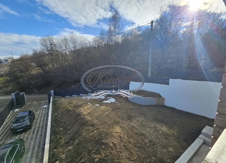 Duplex cu 6 camere cu Garaj în Feleacu