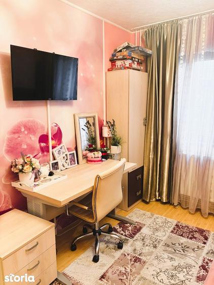 Ap.3 camere |complet utilat |2 parcari abonam -Mana?turAle. Retezat 2 - 17