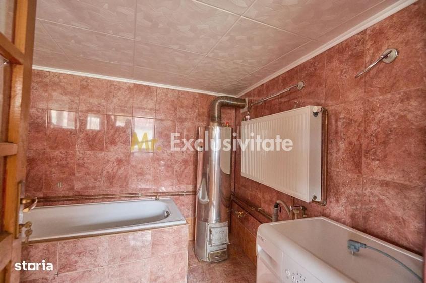 Casă cu 3 camere în Pietroasa
