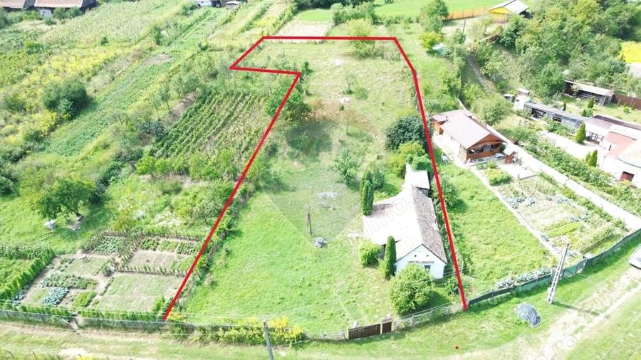 Casă cu Teren 1138 Mp în Moardăș