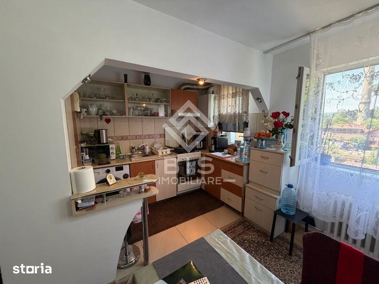 Apartament de vanzare 3 camere - zona Decebal - 7
