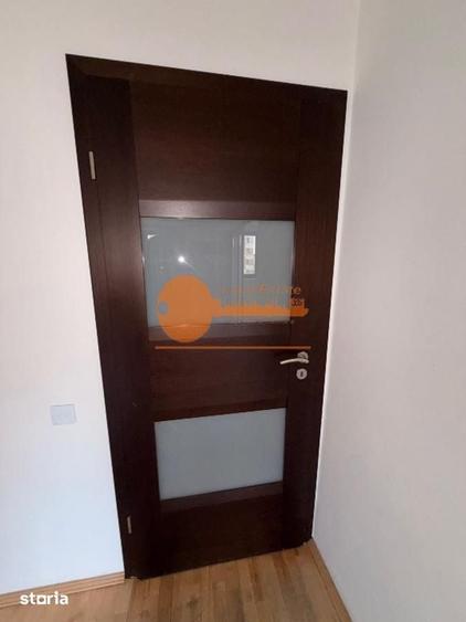 Apartament cu 4 camere în Crângași