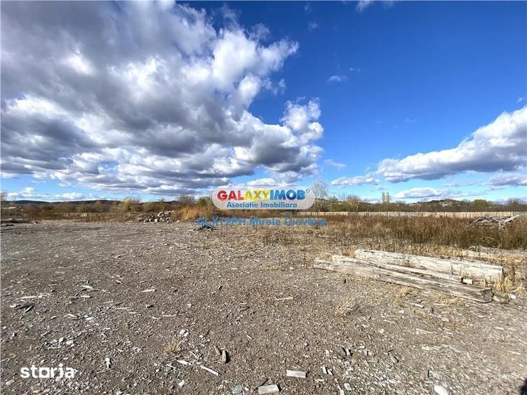 Spațiu comercial, de 1,000 mp, în Filipeștii de Pădure