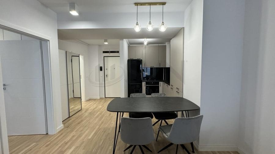 Apartament cu 2 camere decomandat în Sisești