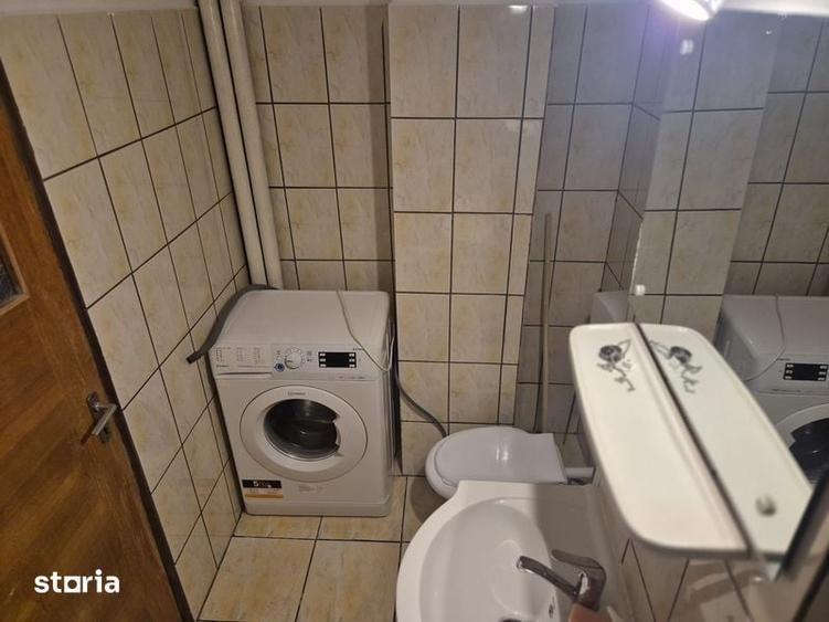 Garsonieră decomandată în Central