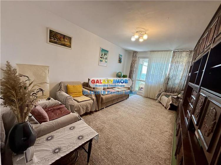 Apartament cu 3 camere decomandat, mobilat în Berceni