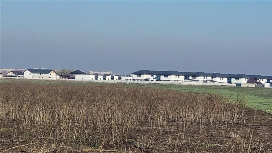 Teren Construcții intravilan de 20000 mp, în Central