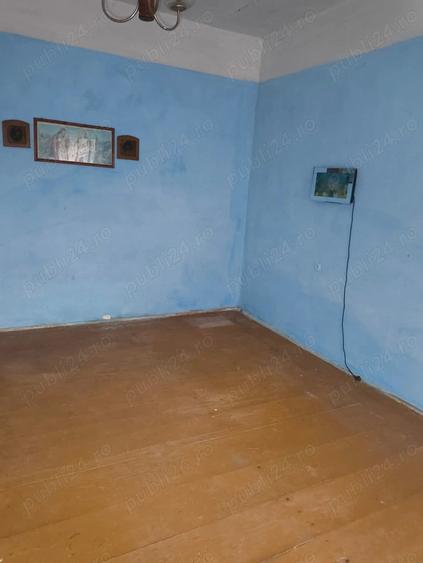 Casă cu 4 camere cu Teren 2518 Mp în Tomnatic