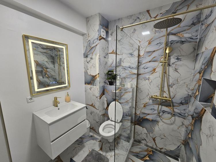 Apartament cu 2 camere decomandat în Florești