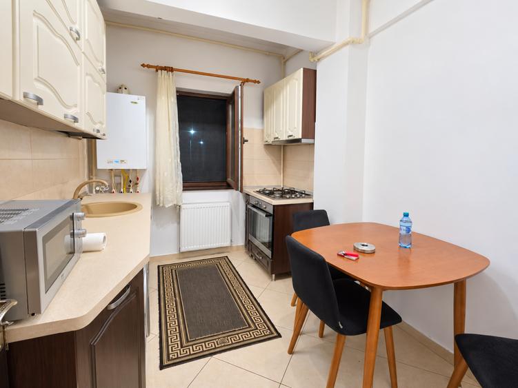 Apartament cu 3 camere în Central