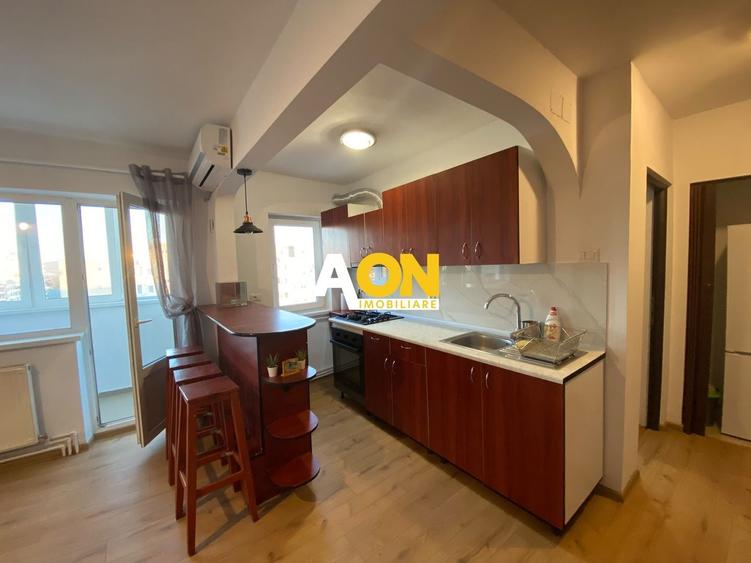 Apartament cu 3 camere decomandat, mobilat în Cetate