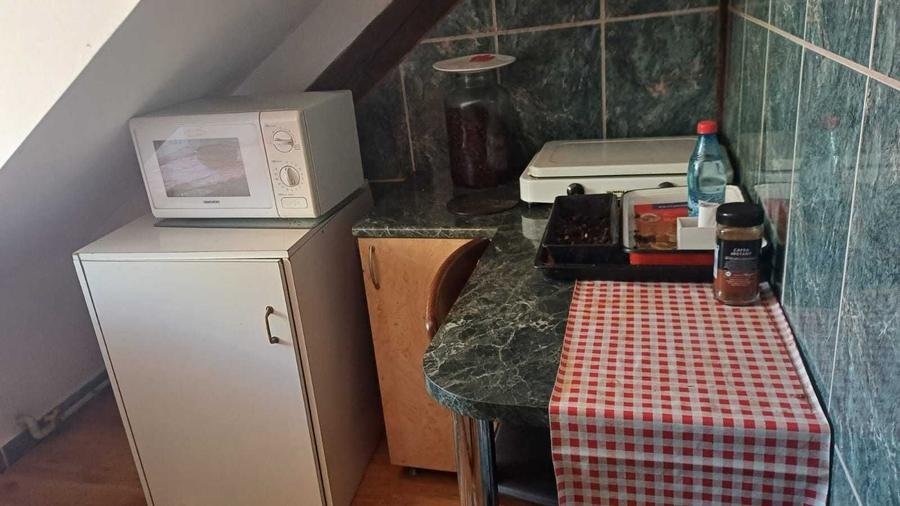 Casă cu 3 camere cu Teren 50 Mp în Gruia