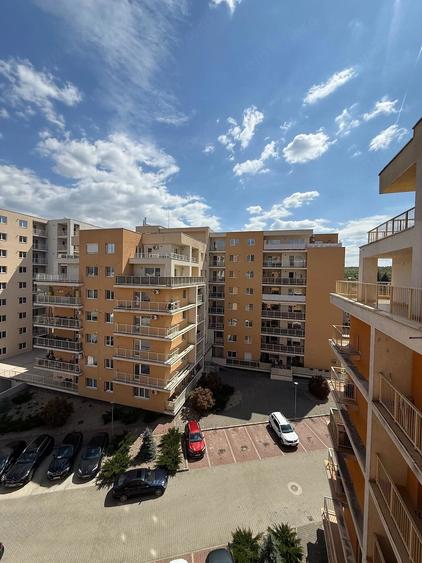 Apartament cu 2 camere decomandat în Pietroasa